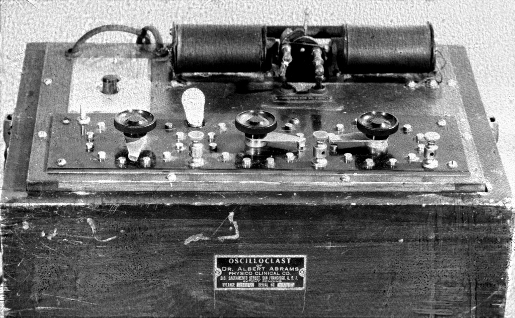 Oscilloclast  - The first radionics machine by Dr. Abrams  